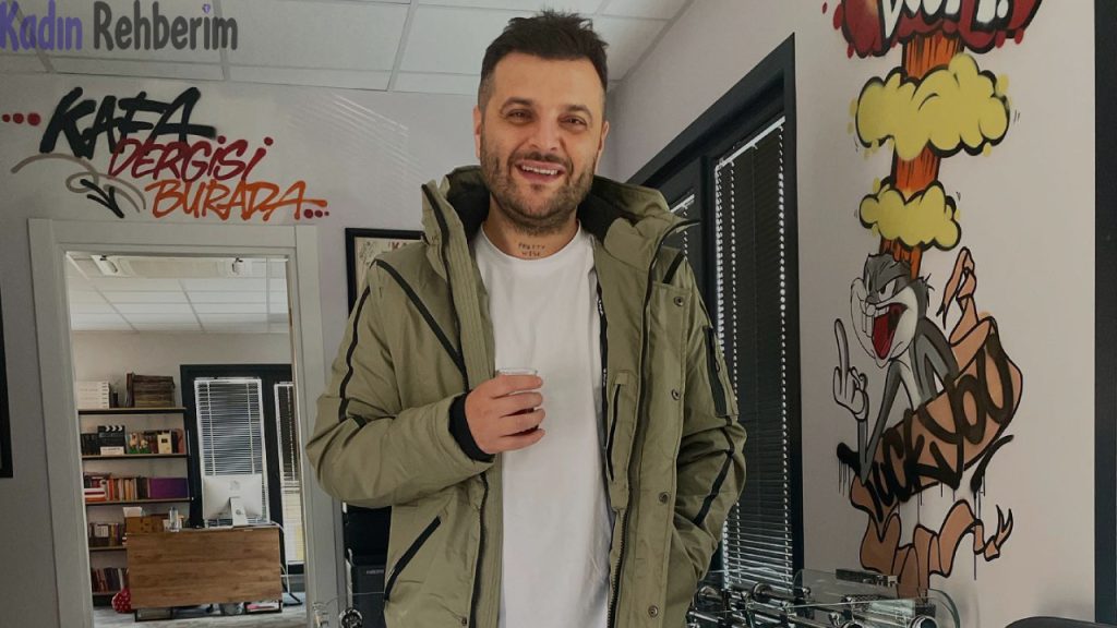 Candaş Tolga Işık 